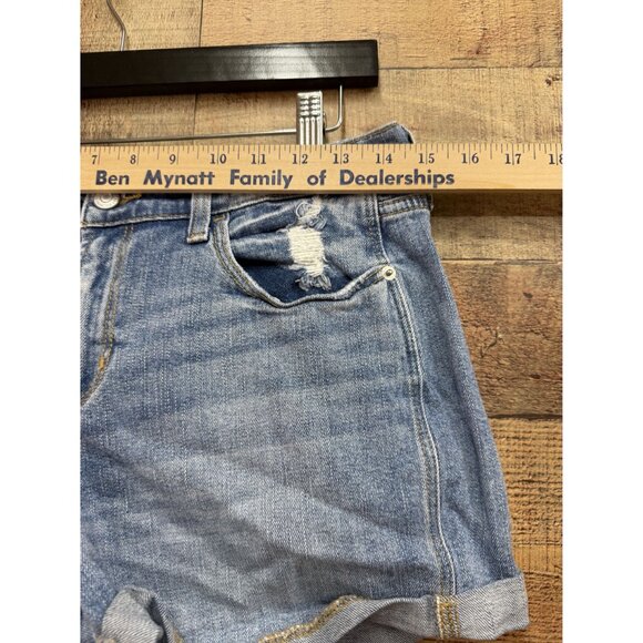 Old Navy Boyfriend Denim Shorts Size 6 Distressed Blue Jean Cuffed Casual - Picture 3 of 7